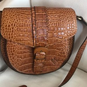patricia nash salerno saddle bolsa